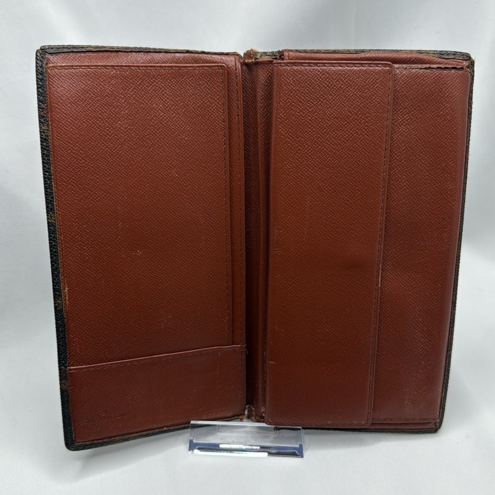 Louis Vuitton Brown Monogram CheckBook/ Long Wallet | Men’s | Pre-Owned | - Picture 5 of 14